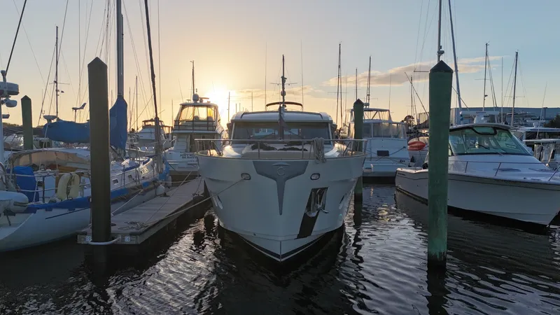 Slide: The Image of Greenline 48 Coupe Hybrid 2019 - 8381279