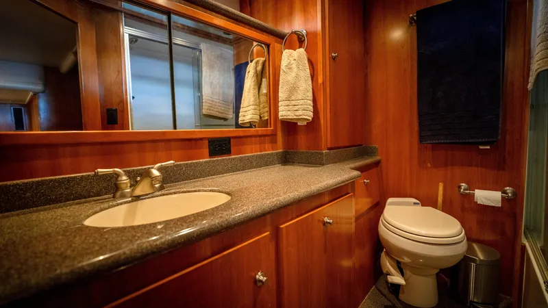 Slide: The Image of Navigator 5100 Motor Yacht 2008 - 8381804