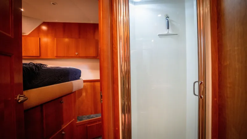Slide: The Image of Navigator 5100 Motor Yacht 2008 - 8381807
