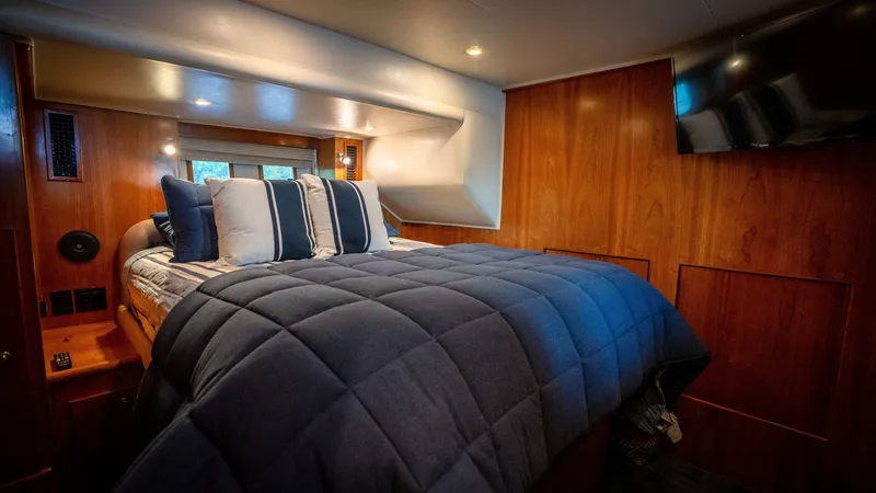 Slide: The Image of Navigator 5100 Motor Yacht 2008 - 8381801