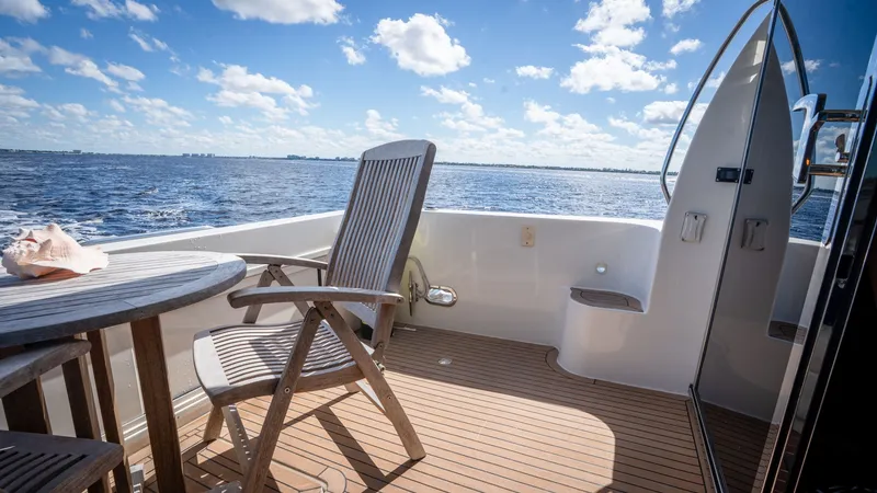 Slide: The Image of Navigator 5100 Motor Yacht 2008 - 8381783