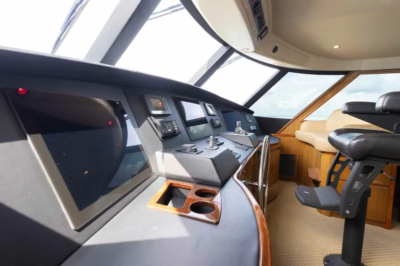 Slide: The Image of Viking 76 Enclosed Bridge 2012 - 8382841