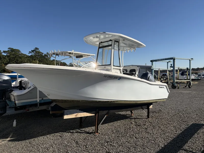 The Image of Tidewater 220 LXF 2026 - 8382618