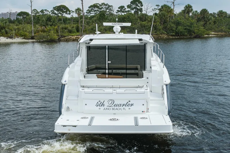 Slide: The Image of Cruisers Yachts 46 Cantius 2020 - 8391598