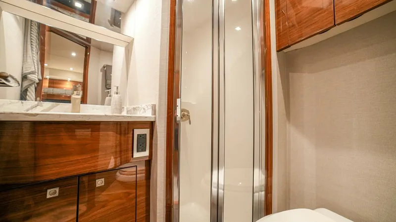 Slide: The Image of 2023 Viking 73 Convertible "Free Spool" - Head - 8672420