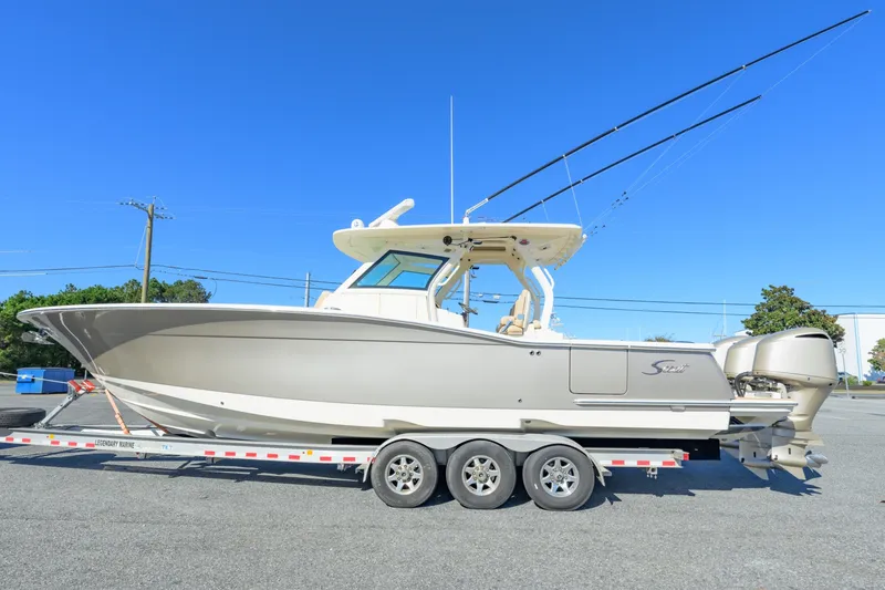 Slide: The Image of Scout 355 LXF 2018 - 8391250