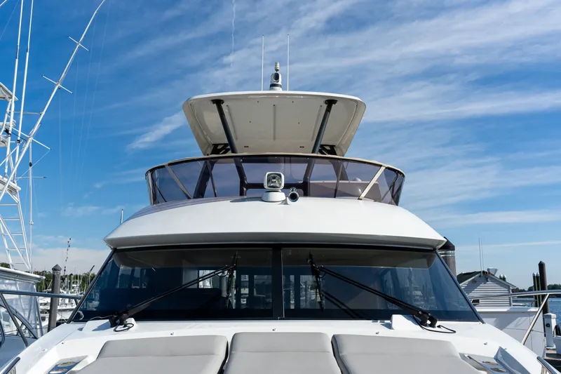 Slide: The Image of Prestige 460 2022 - 8437567