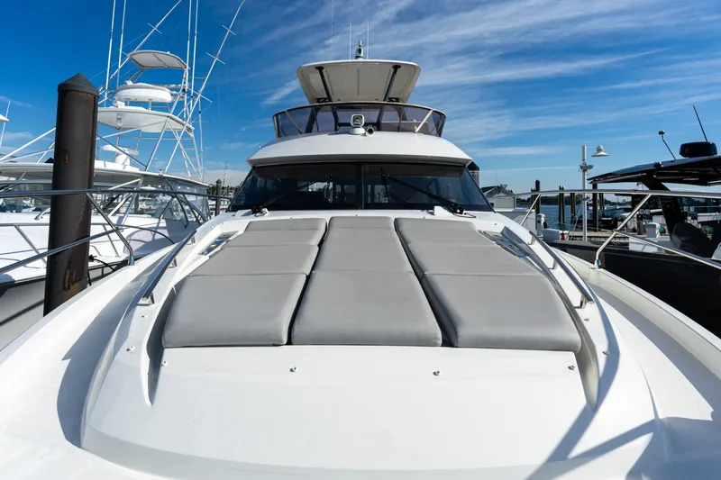 Slide: The Image of Prestige 460 2022 - 8437566