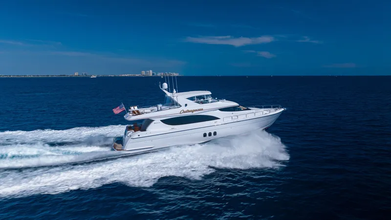 Slide: The Image of Hatteras 80 Motor Yacht 2005 - 8436185