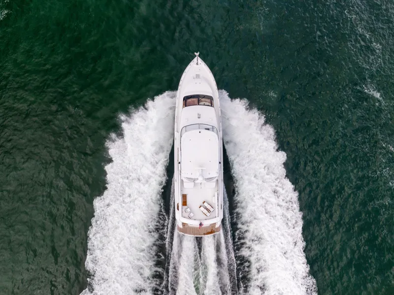 Slide: The Image of Hatteras 80 Motor Yacht 2005 - 8436982