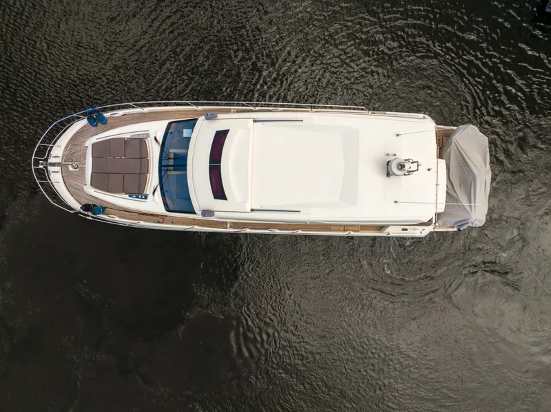 Slide: The Image of Prestige 520S 2019 - 8437092