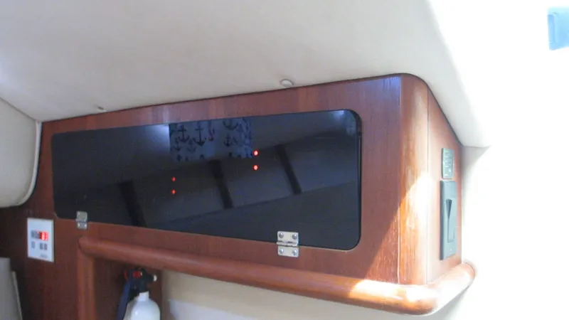 Slide: The Image of Pursuit 3370 Offshore 2005 - 8437082