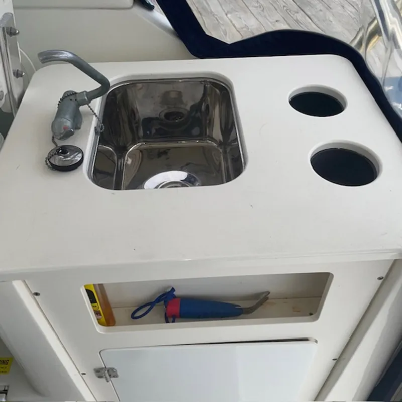 Slide: The Image of Pursuit 3370 Offshore 2005 - 8437065