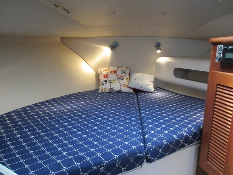Slide: The Image of Pursuit 3370 Offshore 2005 - 8437075