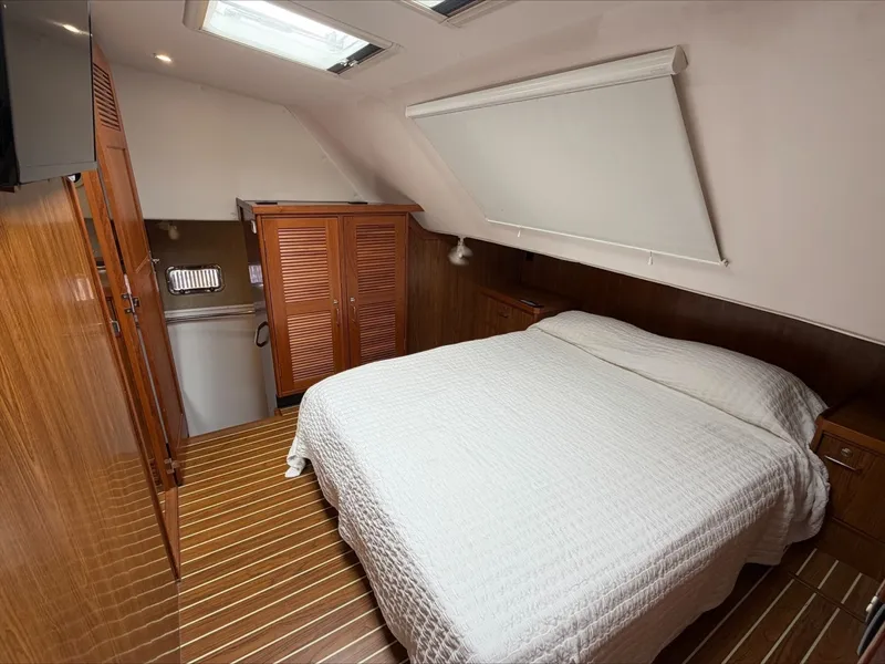 Slide: The Image of Endeavour Catamaran Corp 44 2014 - 8437499