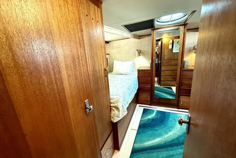 Slide: The Image of Chris-Craft 47 Commander 1967 - 8437734