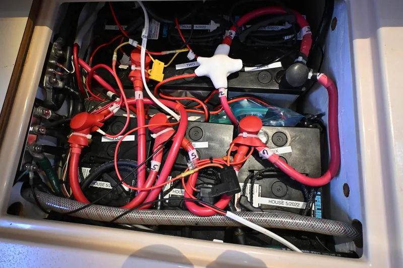Slide: The Image of Island Packet 350 2002 - 8438347