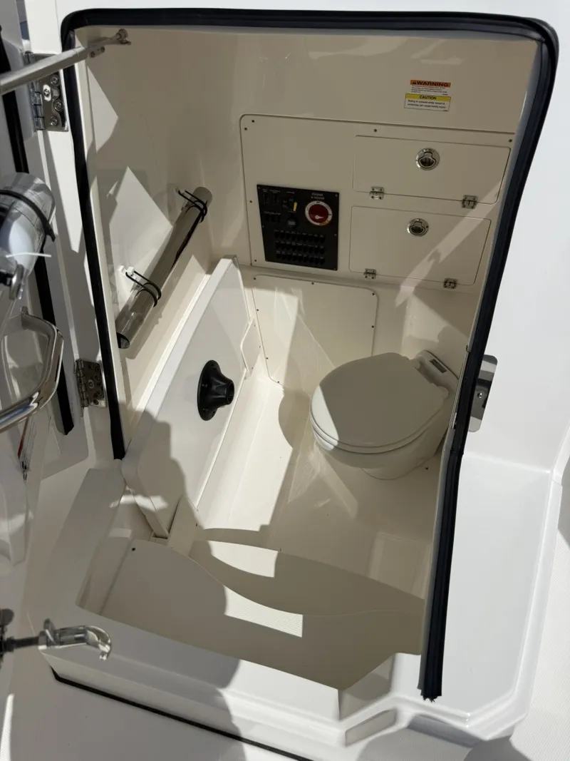 Slide: The Image of Pursuit S248 2023 - 8496868