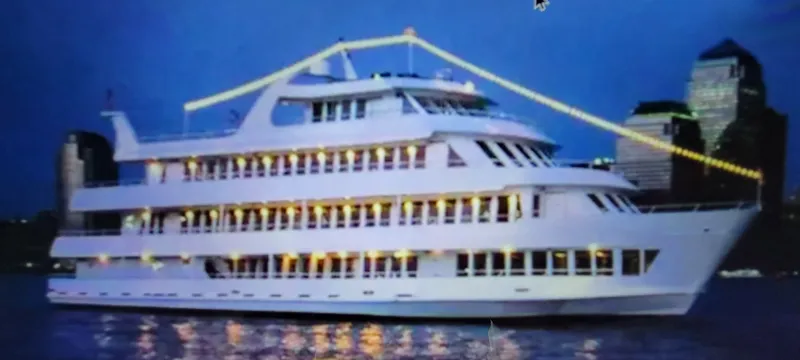 Slide: The Image of Blount Marine Passenger 1978 - 8501825