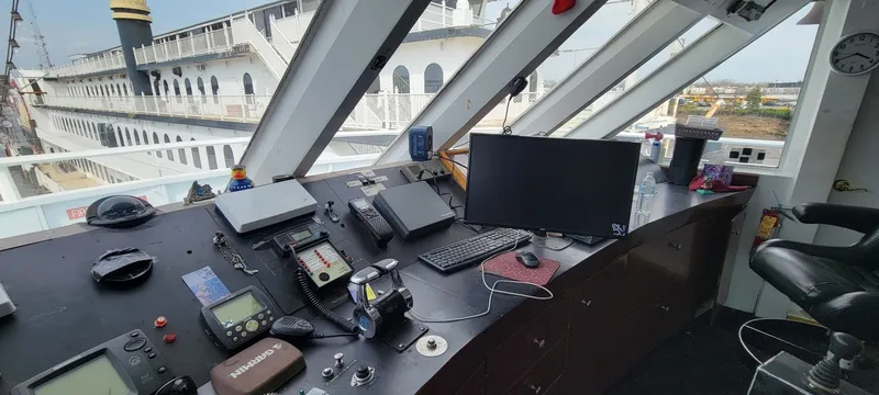 Slide: The Image of Blount Marine Passenger 1978 - 8502250