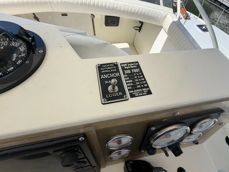Slide: The Image of Bertram 38 III Convertible 1982 - 8504701