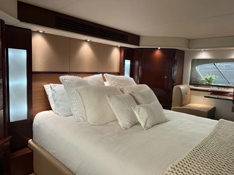 Slide: The Image of Sea Ray 580 Sundancer 2013 - 8504763