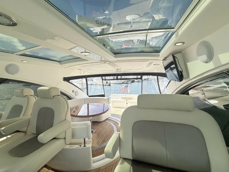 Slide: The Image of Sea Ray 580 Sundancer 2013 - 8504744