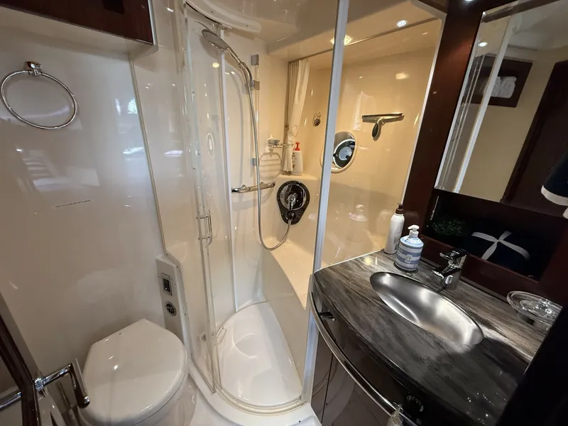 Slide: The Image of Sea Ray 580 Sundancer 2013 - 8504754