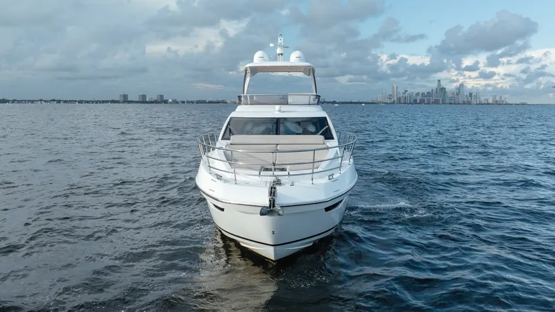 Slide: The Image of Azimut 50 Flybridge 2020 - 8673644