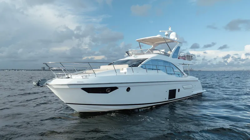 Slide: The Image of Azimut 50 Flybridge 2020 - 8673645
