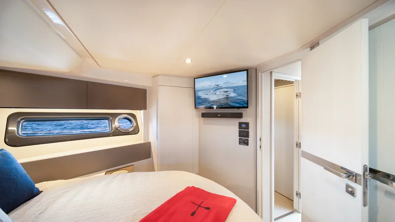 Slide: The Image of Azimut 50 Flybridge 2020 - 8673631