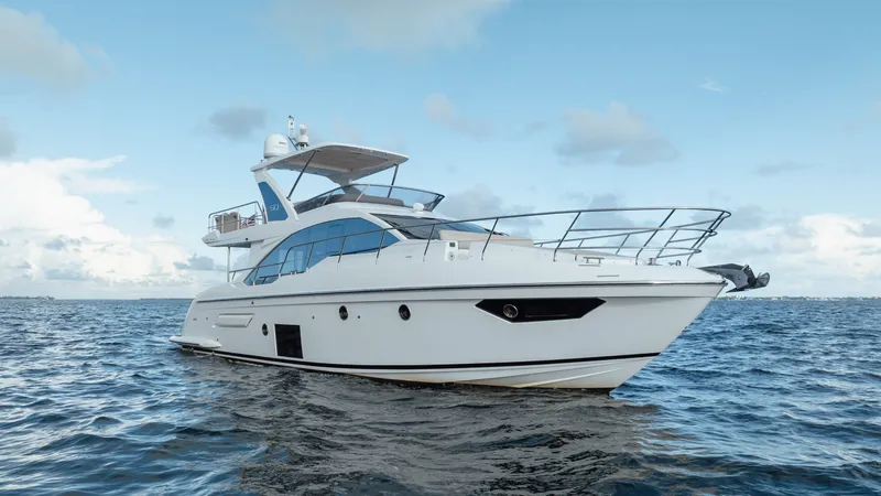 Slide: The Image of Azimut 50 Flybridge 2020 - 8673641