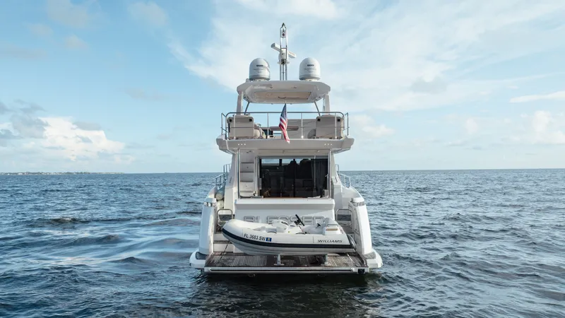 Slide: The Image of Azimut 50 Flybridge 2020 - 8673650