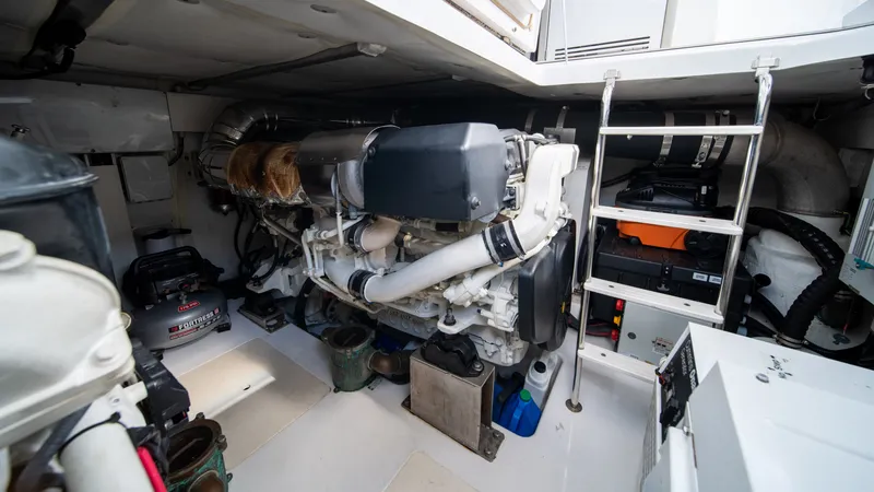 Slide: The Image of Azimut 50 Flybridge 2020 - 8673634