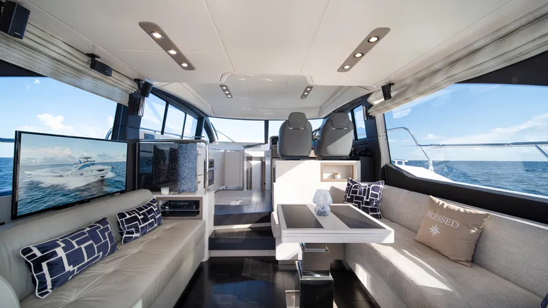 Slide: The Image of Azimut 50 Flybridge 2020 - 8673616