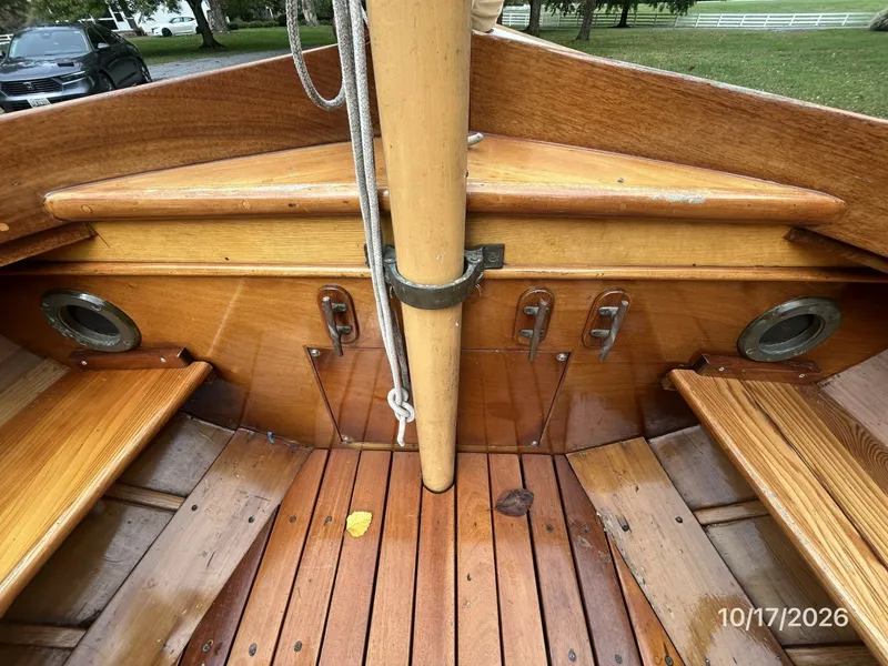 Slide: The Image of Haven cockpit forward bulkhead - 8509780