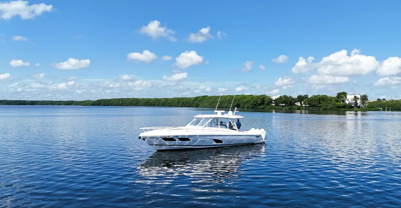 The Image of Intrepid 409 Valor 2021 - 8509769