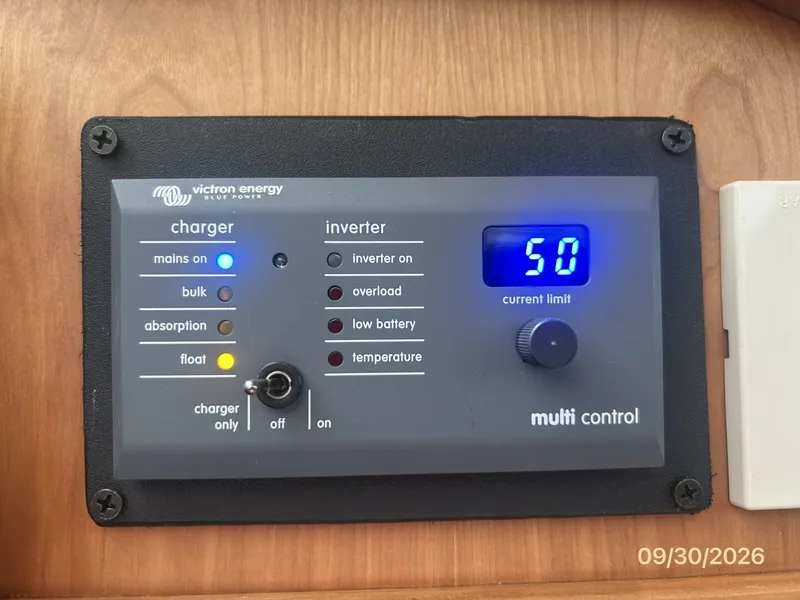 Slide: The Image of 42' Sabre inverter remote panel - 8509884