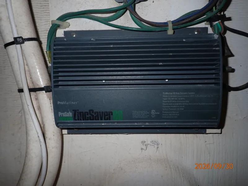 Slide: The Image of 42' Sabre galvanic isolator - 8509876