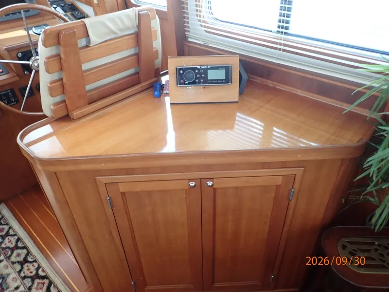 Slide: The Image of 42' Sabre salon starboard cabinetry - 8509903