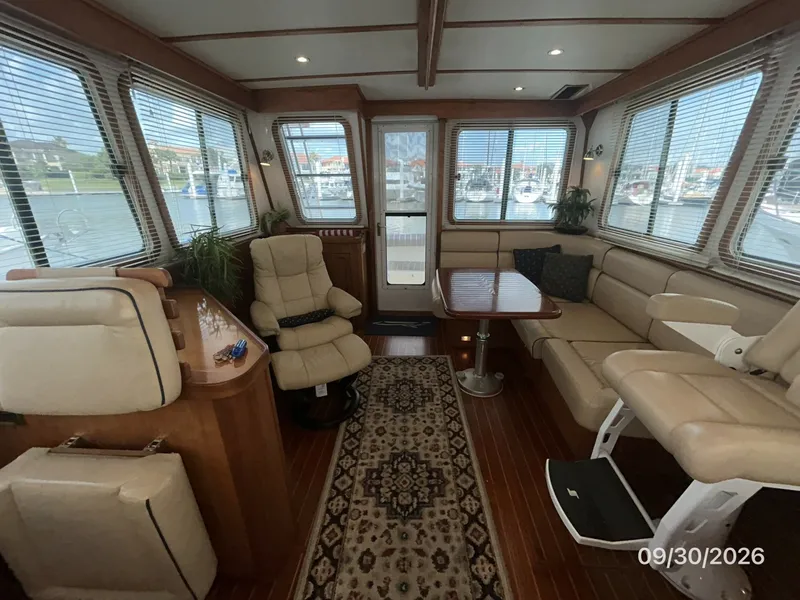 Slide: The Image of 42' Sabre salon aft - 8509898