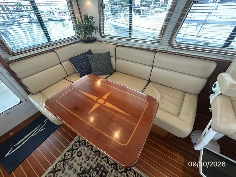Slide: The Image of 42' Sabre salon port aft seating - 8509902