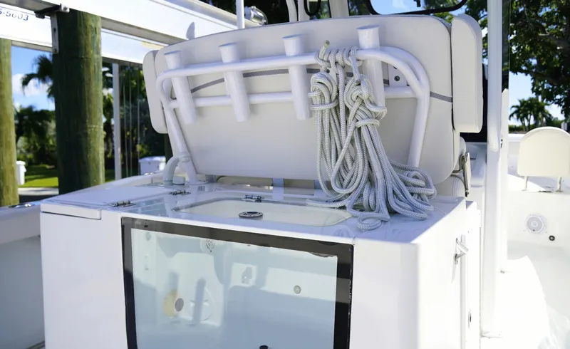 Slide: The Image of Sea Hunt Gamefish 30FS 2024 - 8509937
