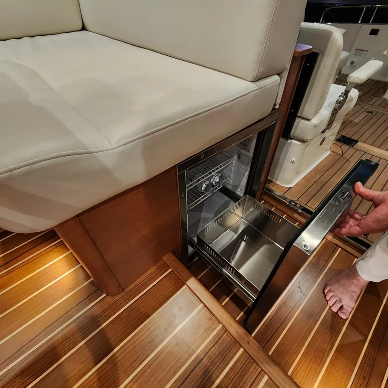 Slide: The Image of Sabre 51 Salon Express 2027 - 8510121