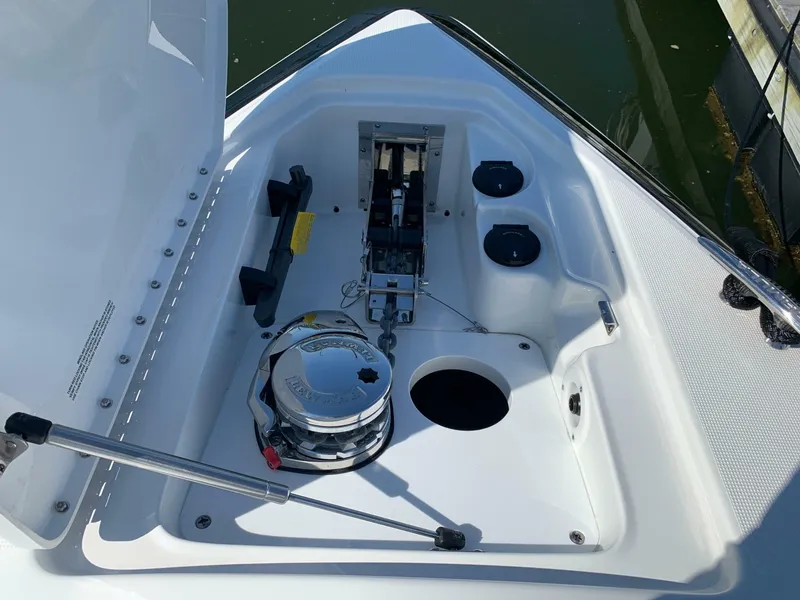 Slide: The Image of Formula 350 Crossover Bowrider OB 2021 - 8510156