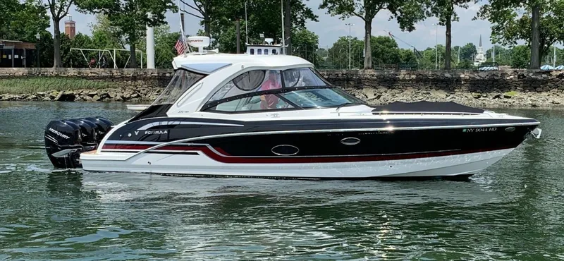 The Image of Formula 350 Crossover Bowrider OB 2021 - 8510159