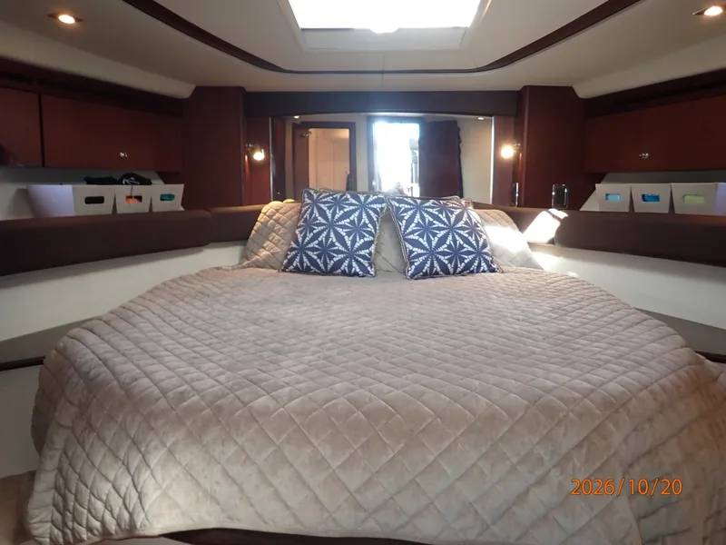 Slide: The Image of Meridian 441 master stateroom - 8598491
