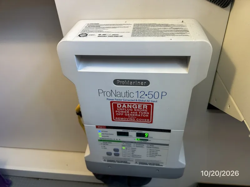 Slide: The Image of Meridian 441 battery charger2 - 8598456