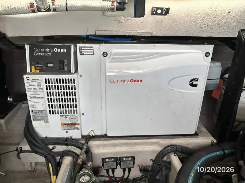 Slide: The Image of Meridian 441 generator sound box - 8598484