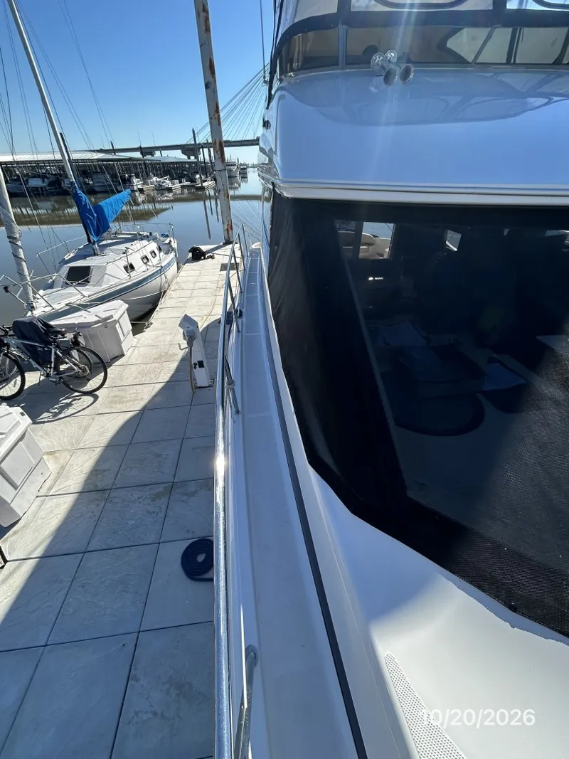 Slide: The Image of Meridian 441 starboard side deck2 - 8598518